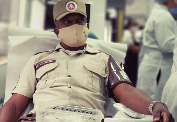 Hemoba e Polícia Militar iniciam campanha de doação de sangue em todo o estado