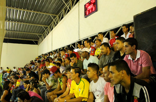 Aracatu: Jânio Quadros e Itabuna vencem na 1ª rodada do zonal final do Campeonato Baiano de Futsal