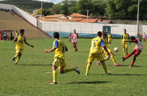 Prestigie os jogos do Campeonato Brumadense de Futebol