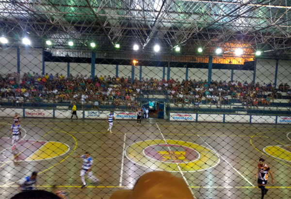União e Boleiros jogam por vaga na final do Campeonato Brumadense de Futsal