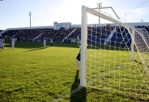 Feirense é o primeiro finalista do Campeonato Brumadense de Futebol 2018