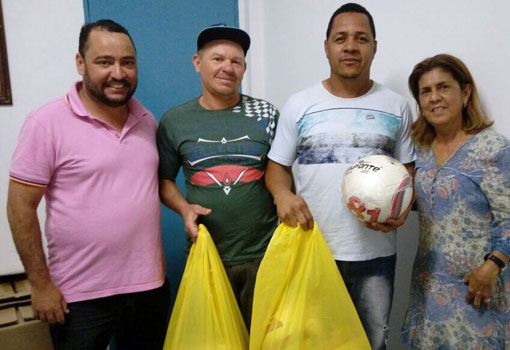 Oito equipes participam do 14ª Campeonato do Bairro São Félix