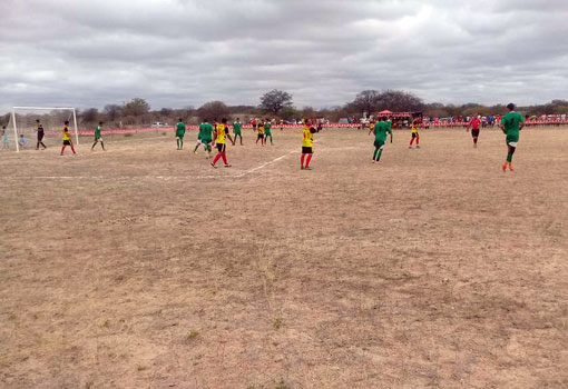 Brumado: Teve início o Campeonato de Futebol do distrito de Itaquaraí