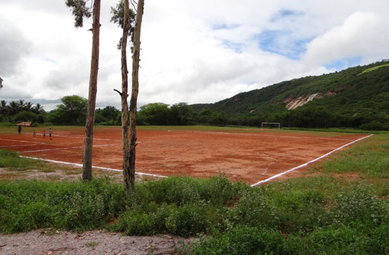 Brumado: Jovem morre jogando futebol