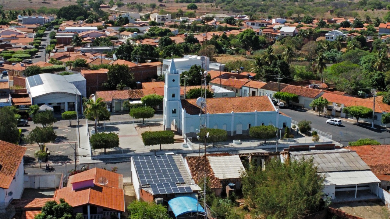 Estado autoriza obras em educação, infraestrutura e segurança no município de Candiba