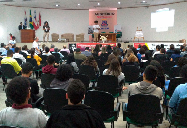 Em Jequié estudantes e educadores  recebem a Caravana em homenagem a Anísio Teixeira