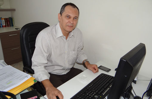 Carlinhos Moura participa do movimento S.O.S municípios representando a prefeita de Jequié