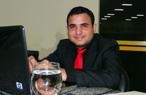 Carlos Magno 'Maguinho' assume a presidência do Democratas em Brumado