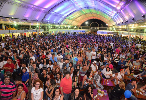Barreiras: após 2 anos, município volta a realizar Carnaval em 2018 