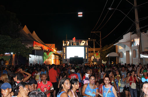 CarnaBrumado: Festa foi sucesso entre os foliões