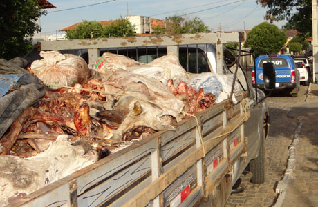 Brumado: Carne clandestina que seria entregue em restaurante é apreendida