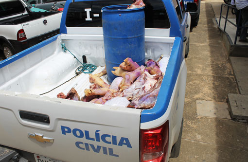 Brumado: Carne clandestina apreendida em Itaquaraí
