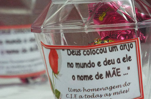 Brumado: C. I. de Educação Maria Sônia e Professor Sá Teles realiza festa de homenagem às Mães