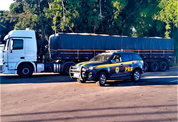 Carregamento de sucata de cobre avaliado em R$ 1 milhão é apreendido na BR 116