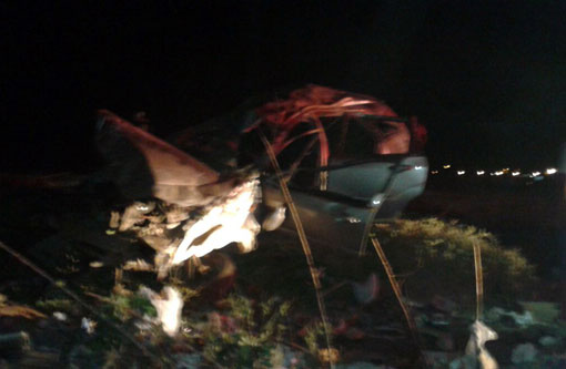 Brumado: carro fica destruído após capotamento no anel viário; não houve vítimas fatais