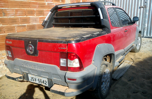 Aracatu: Polícia Militar recupera carro roubado