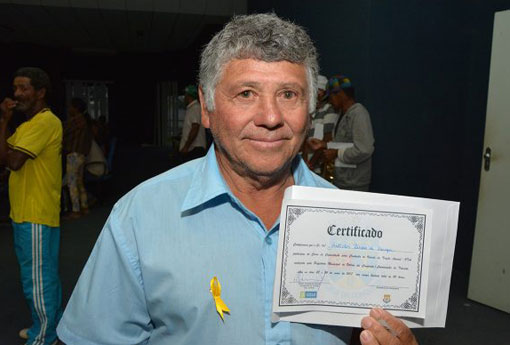 Conquista: Curso para carroceiros obterem habilitação tem início na cidade