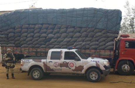 SUDOESTE: CAESG APREENDE CARGA DE CARVÃO ILEGAL