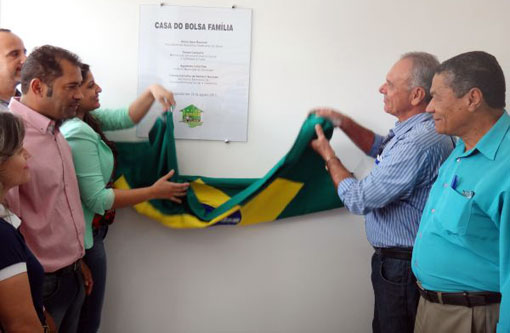 Brumado: Através da SESOC, prefeitura inaugura Casa do Bolsa Família