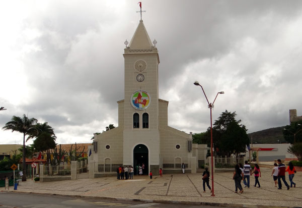 Teste do Lacen confirma 2º caso da Covid-19 em Caetité