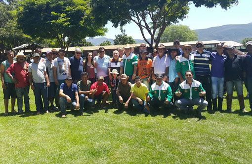 Deputado Marquinho Viana prestigia a 1ª Cavalgada de Água Quente