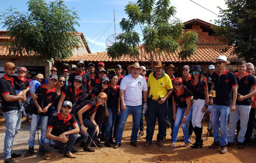 Deputado Marquinho participa da 'Cavalgada da Fé' em Riacho de Santana
