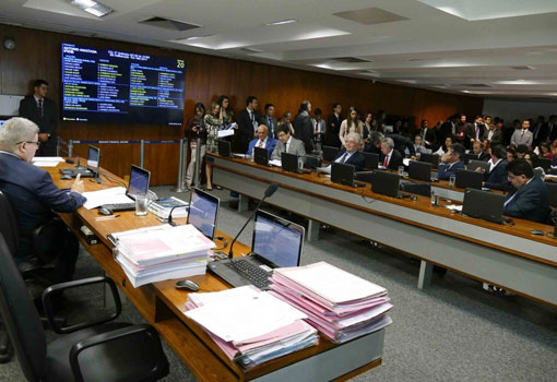 Legalização de jogos de azar é rejeitada pela CCJ do Senado