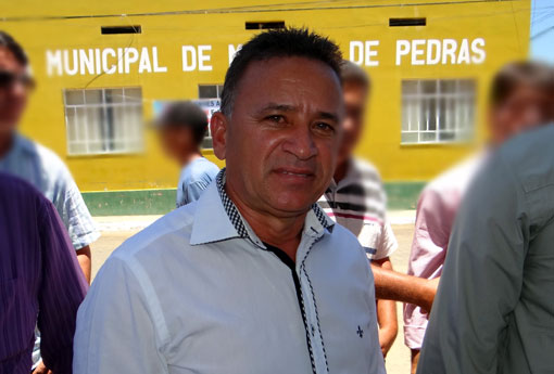 Malhada de Pedras: Ceará é recebido com carreata e aplausos de populares após deixar prisão