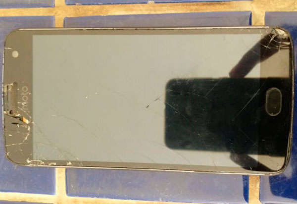 Brumado: Polícia recupera celular com restrição de furto/roubo durante rondas na Rua Virgilio Ataíde