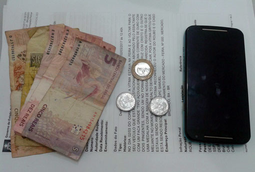 Brumado: em ação rápida, Polícia militar prende bandido autor do roubo de aparelho celular e receptador do aparelho roubado