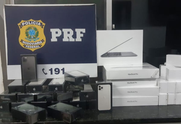 PRF apreende carga de celulares e eletrônicos avaliada em 280.000 reais em trecho baiano da BR 242