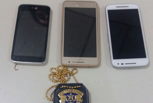 Paramirim : Polícia Civil esclarece roubo a estabelecimento comercial e recupera telefones celulares.