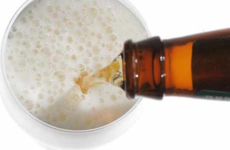 Díálogo com pais é forma de combater álcool na adolescência