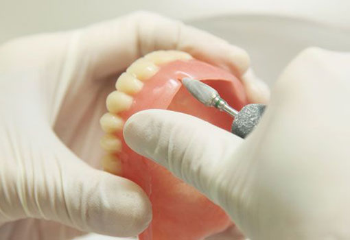 Prefeitura de Rio do Antônio realiza atendimento para colocação de Prótese Dentária