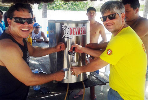 Brumado: equipe de vendas da Devassa Puro Malte foi premiada por melhor resultado da Bahia