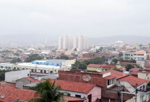  Brumado: chove na cidade e previsão é de mais chuva para os próximos dias