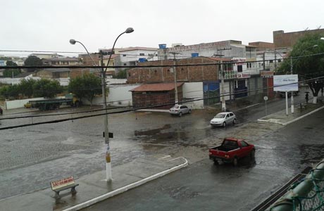 O Tempo: Brumado amanheceu chuvosa nesta quinta, 12