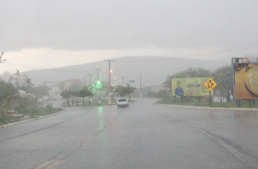 Brumado: Chuva deve seguir até o final de semana