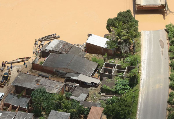 Sobem para sete os mortos no sul Bahia por causa das chuvas