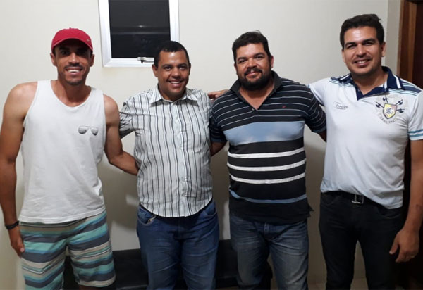 Malhada de Pedras: Timbalada declara apoio à pré-candidatura de Ciano para deputado federal