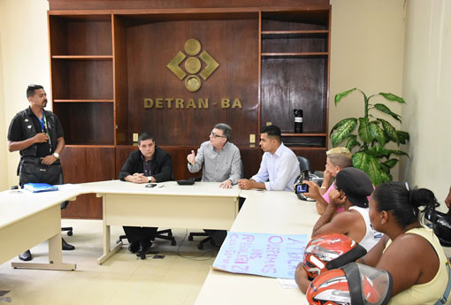 Detran muda regras para oferta de habilitação de 'cinquentinhas' em autoescolas