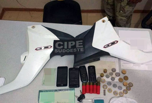 Condeúba: Caesg detém individuo com motocicleta roubada, drogas e peças de motos roubadas