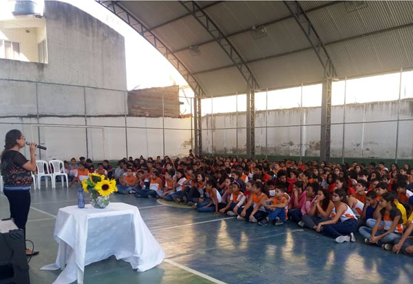 Brumado: Escola Clarice Morais adere à campanha do 'Setembro Amarelo'