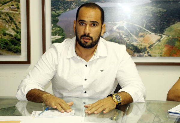 Brumado: Cláudio Feres garante retorno dos atendimentos na USB Joaquim de Castro Donato na próxima semana