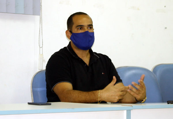 Brumado: secretário de saúde diz ser impossível instalar barreira sanitária devido a dificuldade de pessoal e aquisição de EPI's