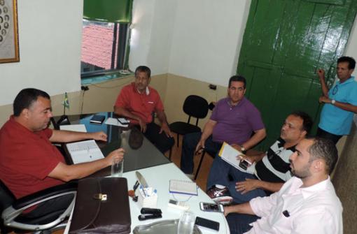 Édio Pereira e Cláudio Feres participam de reunião com o prefeito de Livramento para discutir  sobre o Consórcio de Saúde e Policlínica regionais