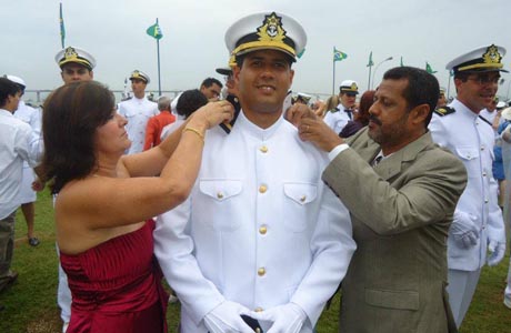 Clécio Leite, filho do vereador Édio Pereira passa a ser primeiro-tenente da Marinha do Brasil