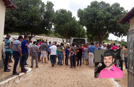 Brumado: tecladista da Banda Ed Rossi, Clemente Caíres foi sepultado na manhã de hoje (14)