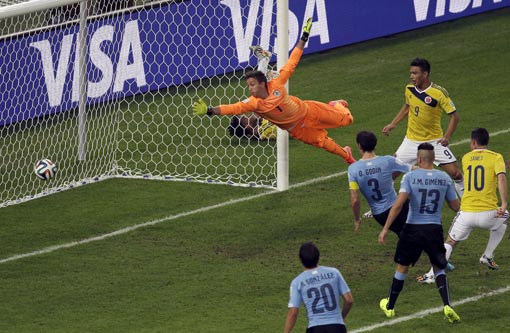 Copa do Mundo: Colômbia vence o Uruguai no Maracanã e será adversária do Brasil nas quartas