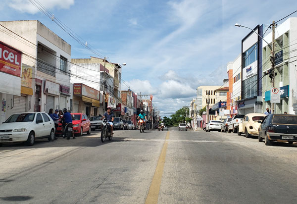 Brumado: prefeitura revoga decretos municipais que suspenderam o funcionamento dos comércios não essenciais